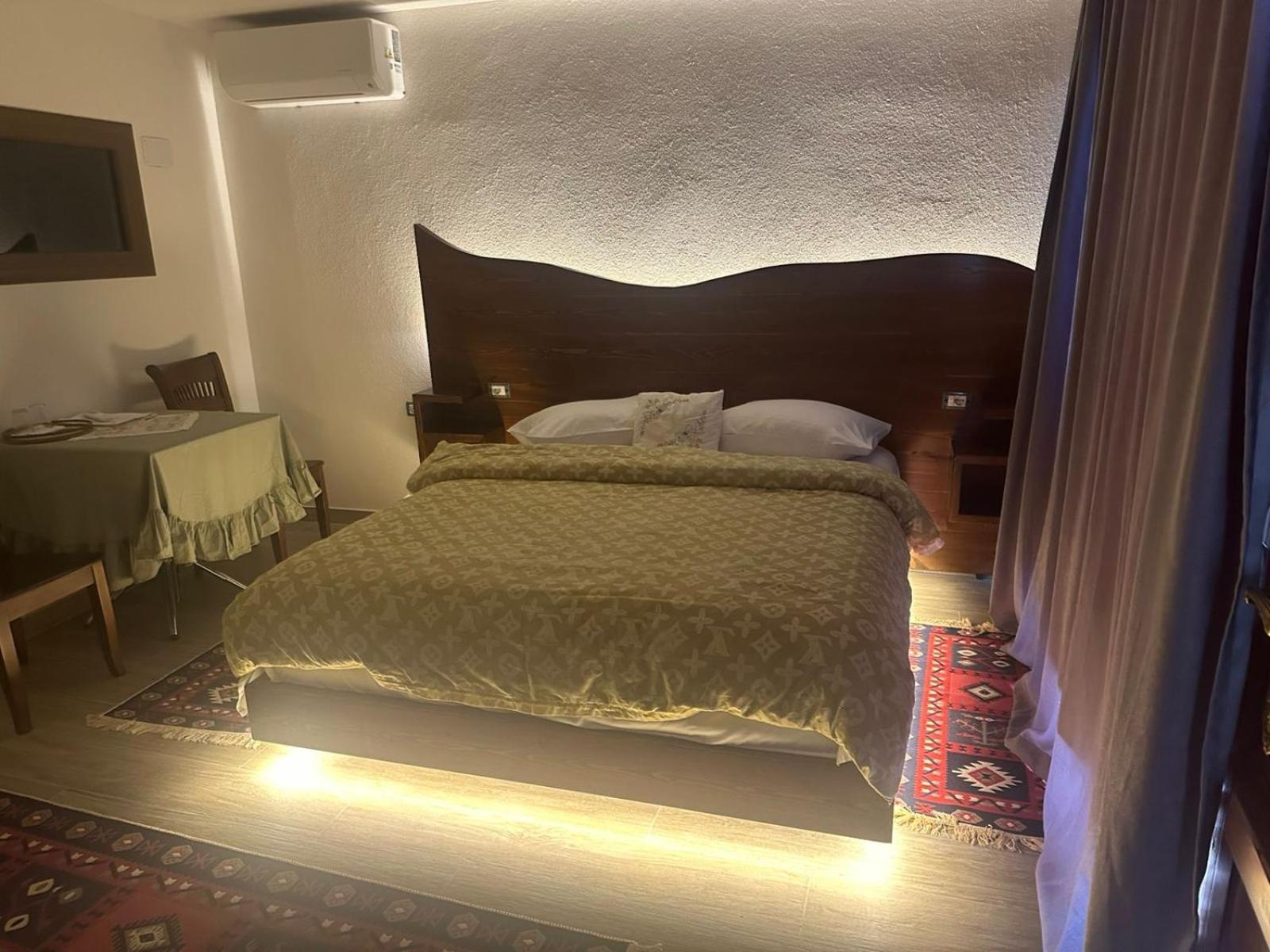 Guesthouse Mele Gjirokaster Ngoại thất bức ảnh