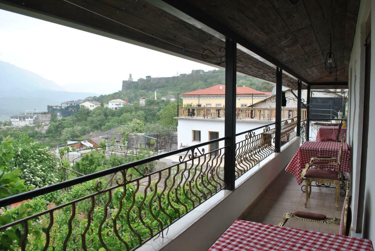 Guesthouse Mele Gjirokaster Ngoại thất bức ảnh